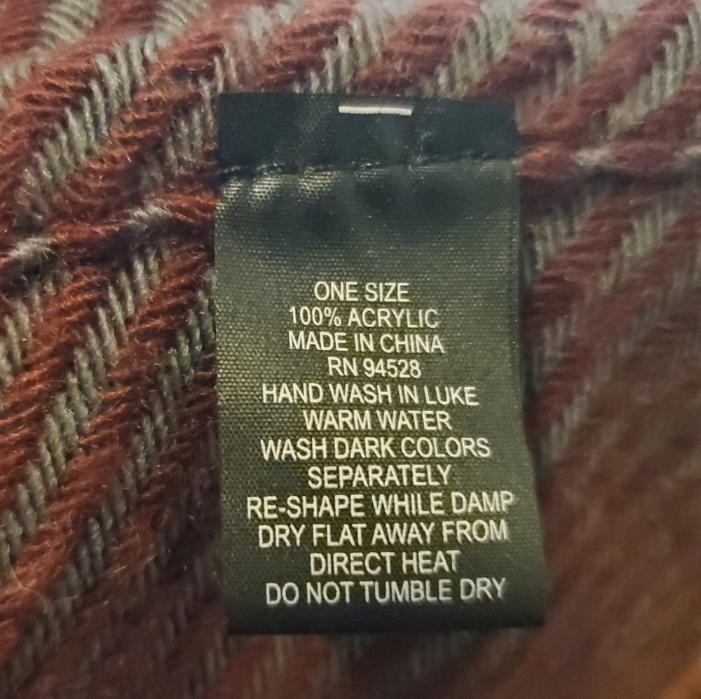 Drape infinity scarf. - Picture 4 of 4